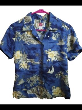Hilo Hattie Silk Hawaiian Shirt Button Front Tropical Floral Vintage 90s Sz 4